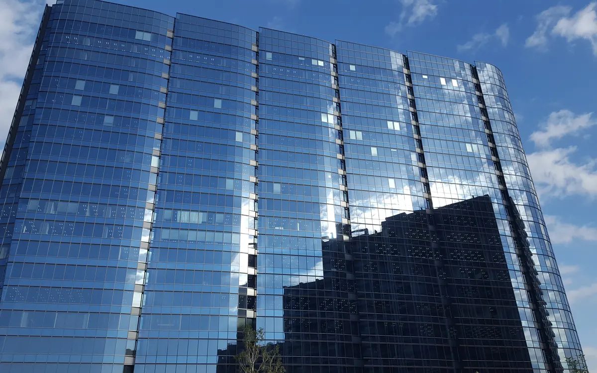 Glass office tower in Tokyo's Osaki district that houses Sega's headquarters (illustrative photo)